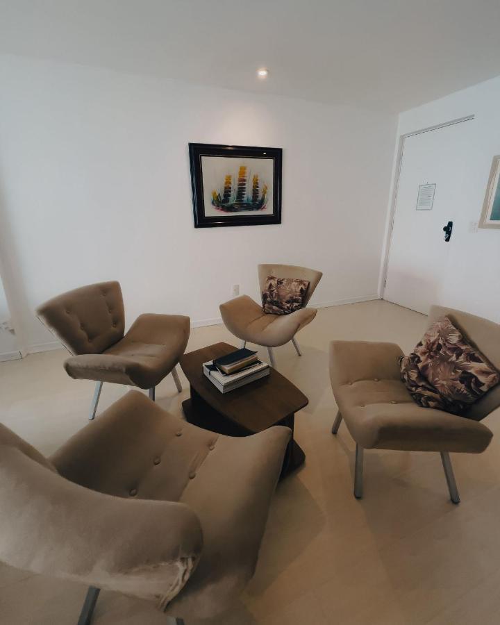 Apartamento A 200 Metros Da Feirinha Da Beira Mar Apartment *